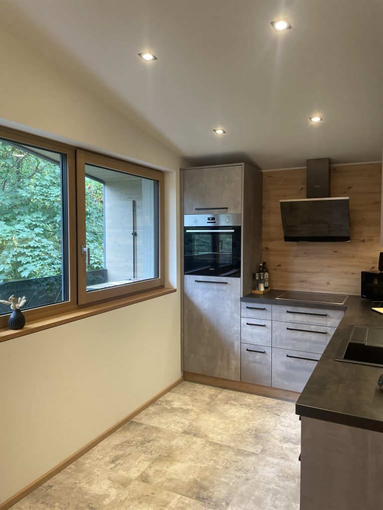 39170B8F-12D8-42F2-A230-A17CCDC4B091